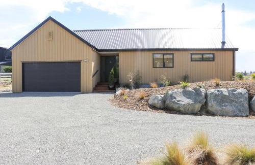 Lake Tekapo House | Fivestone Lodge