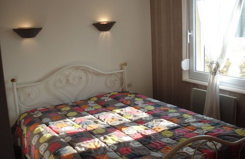Lampaul-Ploudalmezeau Cabin | Flag 300m from beaches
