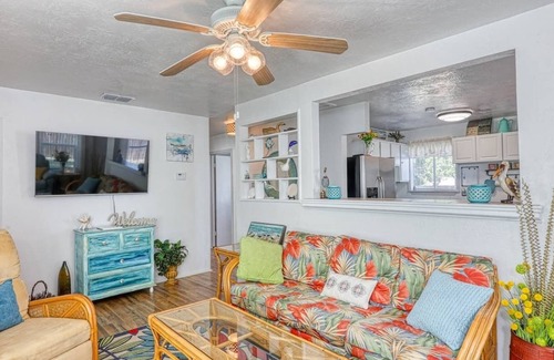 Aransas Pass Cottage | Flam Buoy! 2/1 cottage w fire pit/giant checkers