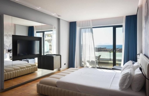 Vlore Hotel | Flamingo Hotel
