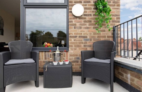 Sudbury Apartment | Flat 1 · homely - North London Wembley Apartment