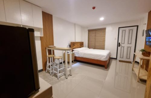 Las Pinas Apartment | Flat 35, Unit F
