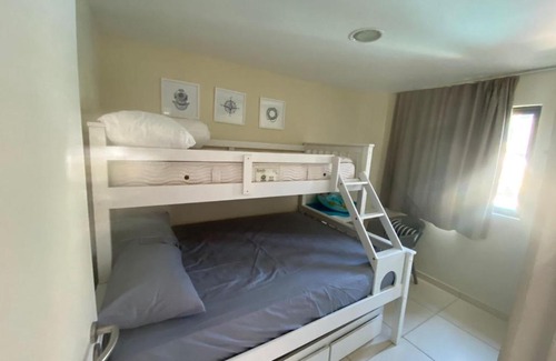 Loteamento Enseada dos Golfinhos Apartment | Flat beira mar - Enseada dos Golfinhos