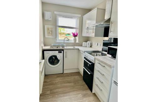 Nairn Apartment | Flat by the Firth - Stay in the heart of Nairn