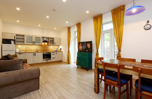 Desna Apartment | Flat with terrace