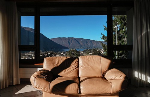 Melano Villa | Flat in the Gulf of Melano (Miralago)