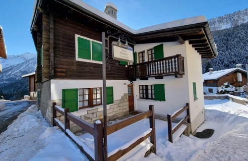 Macugnaga Apartment | Flat in the village centre Ronco 3