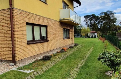 Zarnowska Apartment | Flat in Żarnowska with large garden