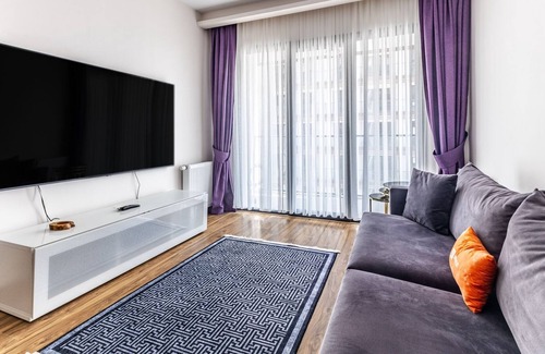 Icmeler Mahallesi Apartment | Flat with Stunning View Balcony 4 min to Coast