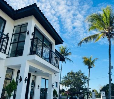 Prado Hotel | Fletcher American Manor Hotel & Resort