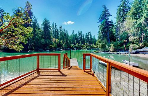 Bainbridge Island House | Fletcher Bay Overlook
