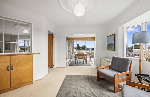 Taupo House | Fletcher House. No1.