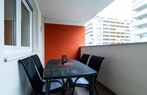 Zagreb Apartment | Flexible SelfCheckIns 105 - Zagreb - Parking - Loggia