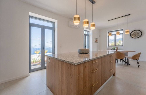 Sao Goncalo Ski Chalet | FLH Papaya Villa with Sea View