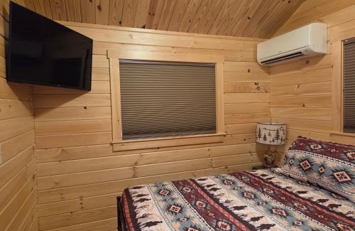 Jones Mills Cabin | Flint Rock Cabins - The Spear