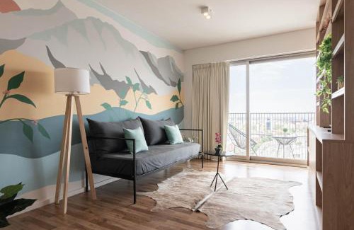 San Telmo Apartment | Fliphaus Azopardo 700 'B' Lux Loft Pool Puerto Madero