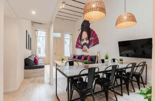 Palermo House | Fliphaus Villa Teodoro Garcia 2100 - 6 Bd Embassies Zone