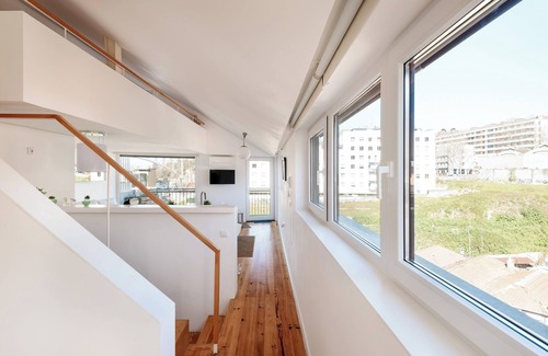 Lordelo do Ouro e Massarelos Apartment | Flora5 flora Apartments, Duplex w/Balcony +AC