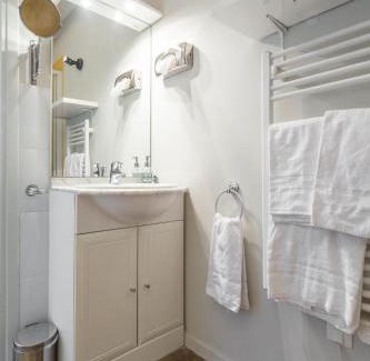 Cannes City Centre Apartment | Florella Jean Jaures Apartment