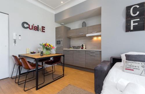 Cannes City Centre Apartment | Florella Jean Jaures Apartment