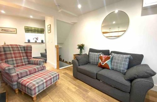 Bishopsteignton House | Florence Cottage - A delightful 2 bed cosy cottage