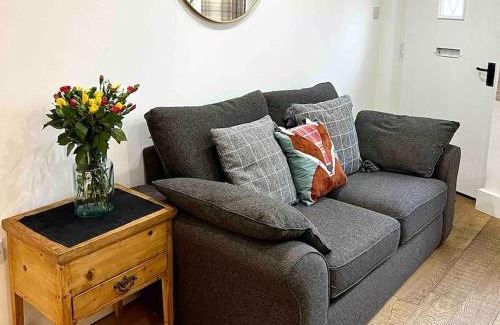 Bishopsteignton House | Florence Cottage - A delightful 2 bed cosy cottage
