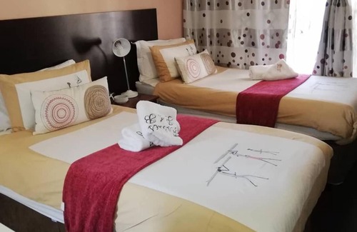 Greater Johannesburg Metropolitan Area Bed & Breakfast | Flossie’s Bed and Breakfast