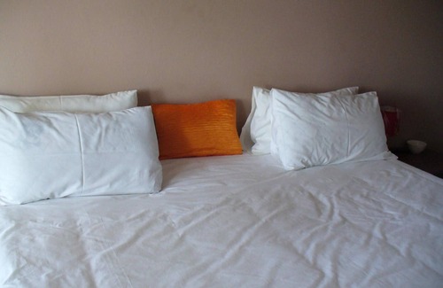 Greater Johannesburg Metropolitan Area Bed & Breakfast | Flossie’s Bed and Breakfast