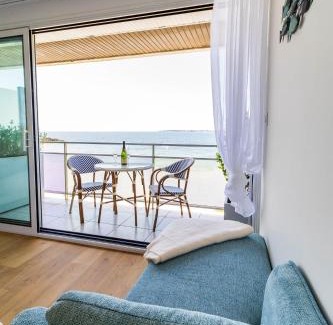 Concarneau Apartment | Flots Bleus - Cozy Studio - White Sand Beach