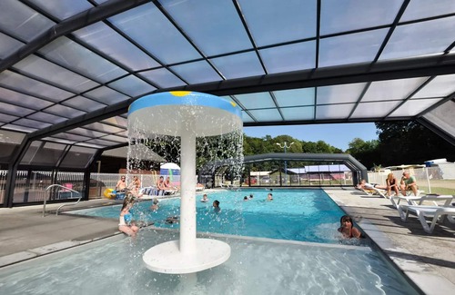 Yport House | Flower Camping La Chênaie * - Mobile home Standard Wood 31m2 3 bedrooms + semi-covered terrace 18m2 + TV 6 persons