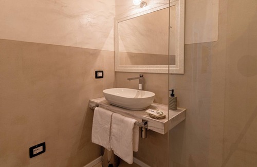 Province of Cagliari House | Flower Rooms Cagliari