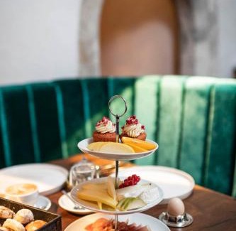 Glorenza Hotel | Flurin Suites