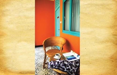 Bang Lamphu Lang Bed & Breakfast | Focal Local Bed & Breakfast