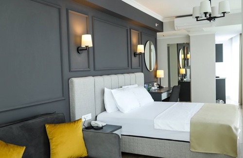 Pendik Hotel | Fontana Verde
