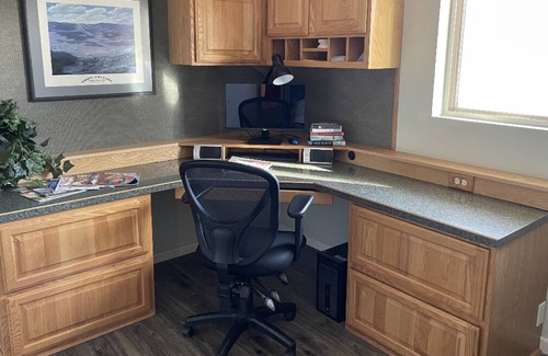 Fort Collins Apartment | Foothills of the Rockies- Pets Welcome