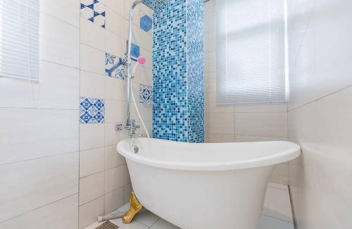 Dongshan Bed & Breakfast | Footprint Garden B&B