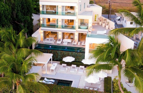 Merlin Bay Villa | Footprints 5BR in St James by Personal Villas - Stunning Beachfront