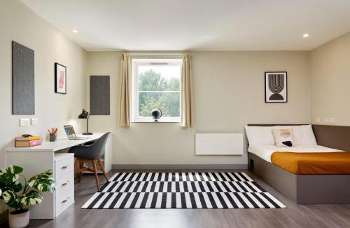 Huddersfield Apartment | For Students Only - Saw Mill in Huddersfield