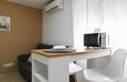 Numancia Apartment | For You Rentals Acogedor Apartamento TEMPORAL en Vallecas Tu Nuevo Hogar en un Barrio con Encanto MDV1B