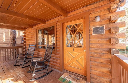 Christopher Creek Cabin | Forest Cabin 1 Hunters Blind