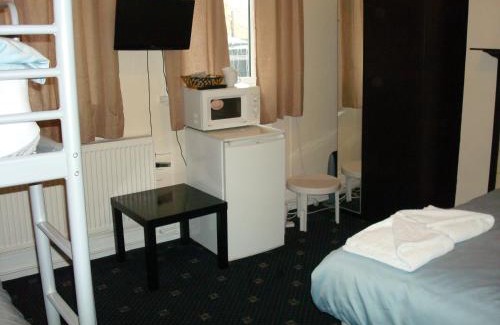 Newham Hotel | Forest Gate Hotel - Free Parking limited spaces