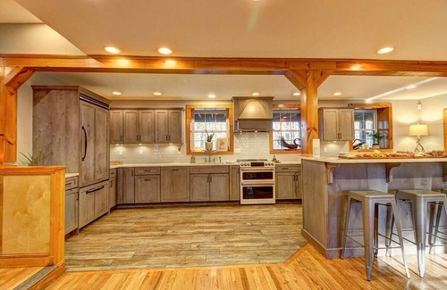Jamaica House | Forest Lodge - Near 6 Ski Resorts