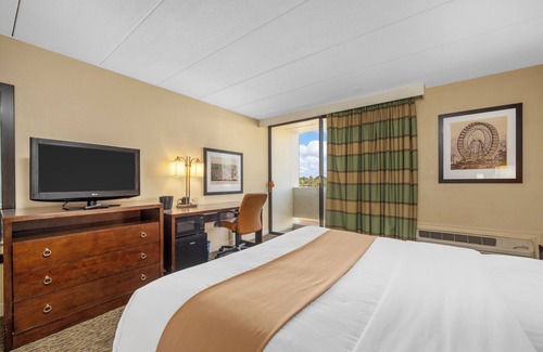 The Hill Hotel | Forest Park Hotel by MDR