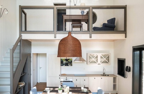 Antoing Villa | Forest-View Mansion, Hainaut