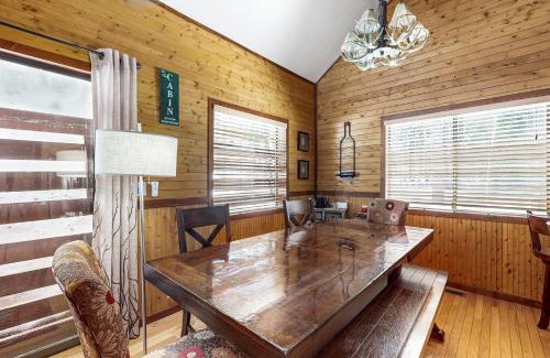 Serene Lakes House | Forest View