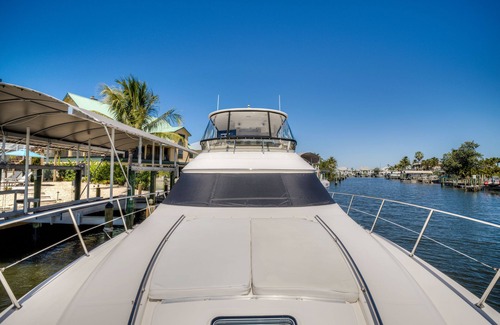 Siesta Isle Boat Rental | Fort Myers Beach - Yacht Stay
