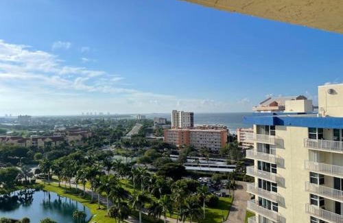 South Island Apartment | Fort Myers Beach Penthouse Condo