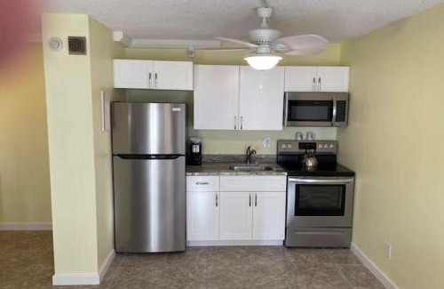 South Island Apartment | Fort Myers Beach Penthouse Condo