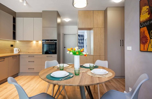 Wola Apartment | Fort Wola 12A | Apartment with Parking | Terrace