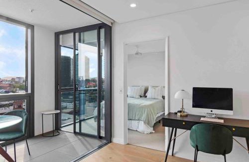 Fortitude Valley Apartment | Fortitude Valley Prime position 2 x Bed, view, parking, pool